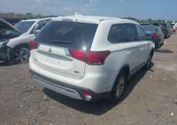 2020 MITSUBISHI OUTLANDER ES