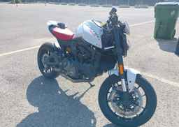 2024 DUCATI MONSTER