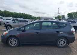 2012 TOYOTA PRIUS V
