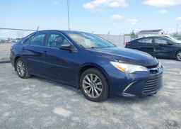 2015 TOYOTA CAMRY XLE