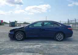 2015 TOYOTA CAMRY XLE