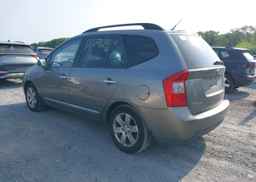 2009 KIA RONDO LX