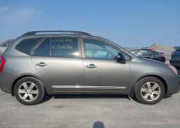 2009 KIA RONDO LX