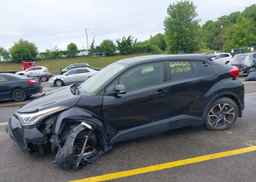 2021 TOYOTA C-HR XLE PREMIUM