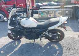 2011 SUZUKI GSX650 FA