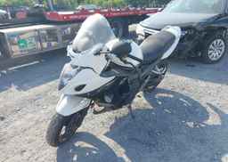 2011 SUZUKI GSX650 FA