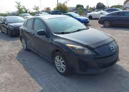 2013 MAZDA MAZDA3 GS-SKY