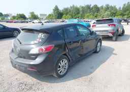 2013 MAZDA MAZDA3 GS-SKY