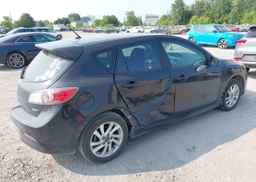 2013 MAZDA MAZDA3 GS-SKY