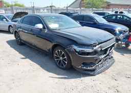 2018 VOLVO S90 T5 MOMENTUM