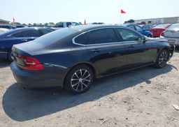 2018 VOLVO S90 T5 MOMENTUM
