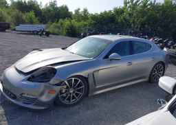 2010 PORSCHE PANAMERA 4S