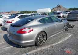 2010 PORSCHE PANAMERA 4S