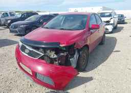 2013 KIA FORTE 2.0L EX