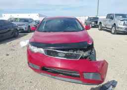 2013 KIA FORTE 2.0L EX
