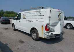 2013 NISSAN NV 2500