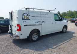 2013 NISSAN NV 2500