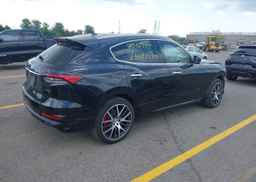 2022 MASERATI LEVANTE MODENA