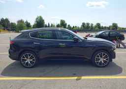 2022 MASERATI LEVANTE MODENA