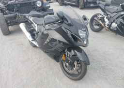 2025 SUZUKI GSX1300 RR