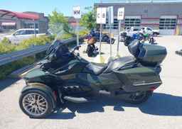 2023 CAN-AM SPYDER ROADSTER RT