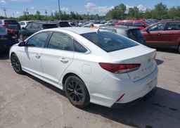 2019 HYUNDAI SONATA ESSENTIAL