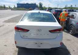 2019 HYUNDAI SONATA ESSENTIAL