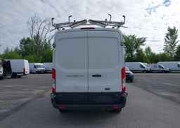 2017 FORD transit t-250