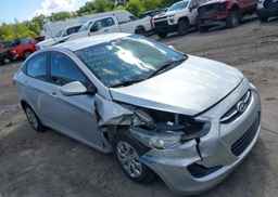 2015 HYUNDAI ACCENT GL