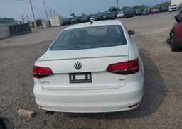 2017 VOLKSWAGEN JETTA SE