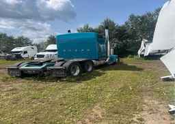 2005 KENWORTH CONSTRUCTION W900