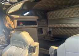 2005 KENWORTH CONSTRUCTION W900