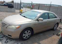 2009 TOYOTA CAMRY LE