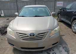 2009 TOYOTA CAMRY LE