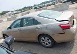 2009 TOYOTA CAMRY LE
