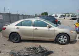 2009 TOYOTA CAMRY LE