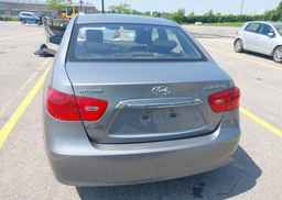 2010 HYUNDAI ELANTRA L