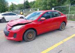 2013 MAZDA MAZDA3 GS-SKY