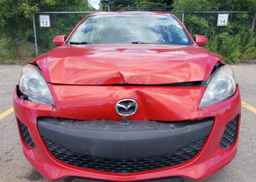 2013 MAZDA MAZDA3 GS-SKY