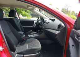 2013 MAZDA MAZDA3 GS-SKY