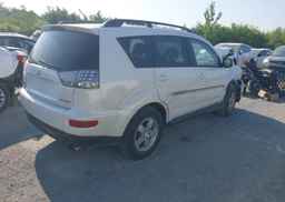 2011 MITSUBISHI OUTLANDER SE