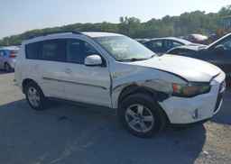 2011 MITSUBISHI OUTLANDER SE