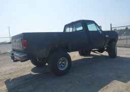 1991 DODGE W-SERIES W200
