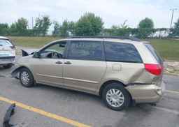 2007 TOYOTA SIENNA CE