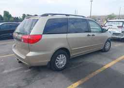 2007 TOYOTA SIENNA CE