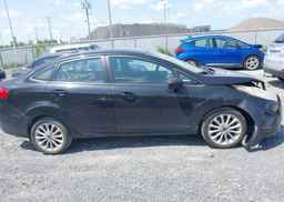 2012 FORD FIESTA SE