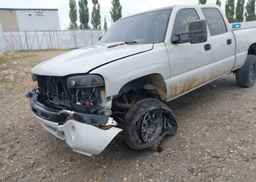 2005 GMC SIERRA 2500HD SL