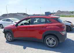2022 HYUNDAI KONA SE