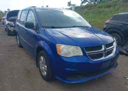 2013 DODGE GRAND CARAVAN SE