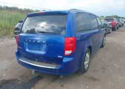 2013 DODGE GRAND CARAVAN SE